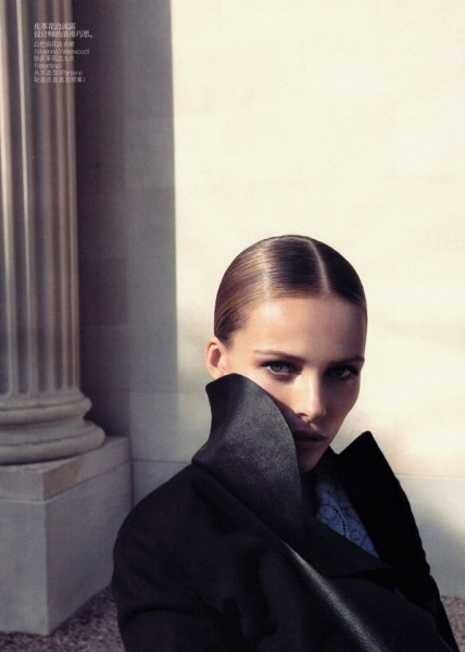Edita Vilkeviciute by Camlla Akrans for Vogue China October 2010 Edita Vilkeviciute by Camlla Akrans for Vogue China October 2010