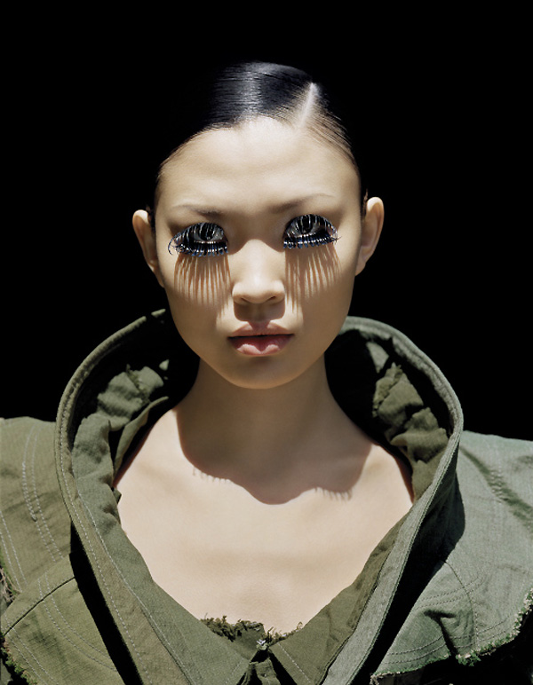 Photo of the Day | Spider Lashes