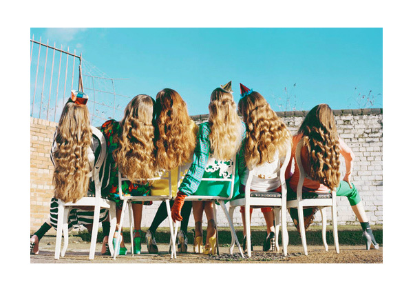 Photo of the Day | Party Line