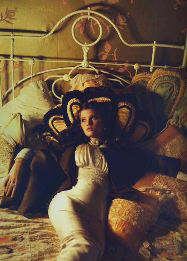 Lara Stone by Mert & Marcus for Vogue Paris September