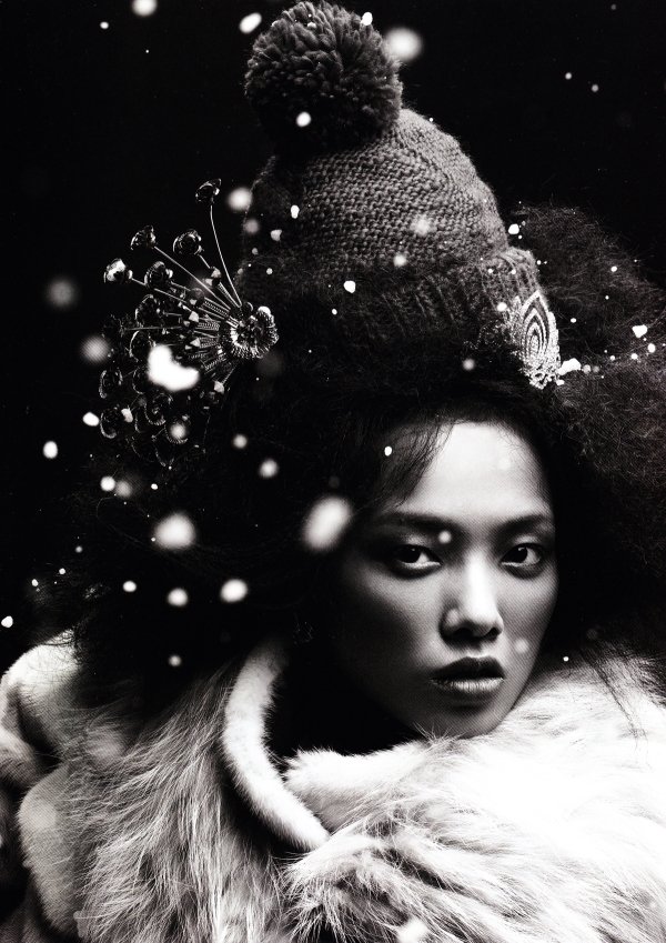 Grace Gao by Mei Yuan Gui for Numéro China November 2010
