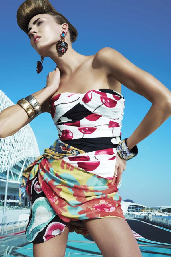 Harper’s Bazaar Arabia March 2010 | Throwing Shapes by Susanne Spiel