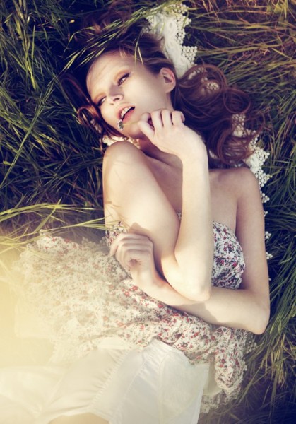 Iza Olak by Henry Moshizi for Costume June 2010 Iza Olak by Henry Moshizi for Costume June 2010