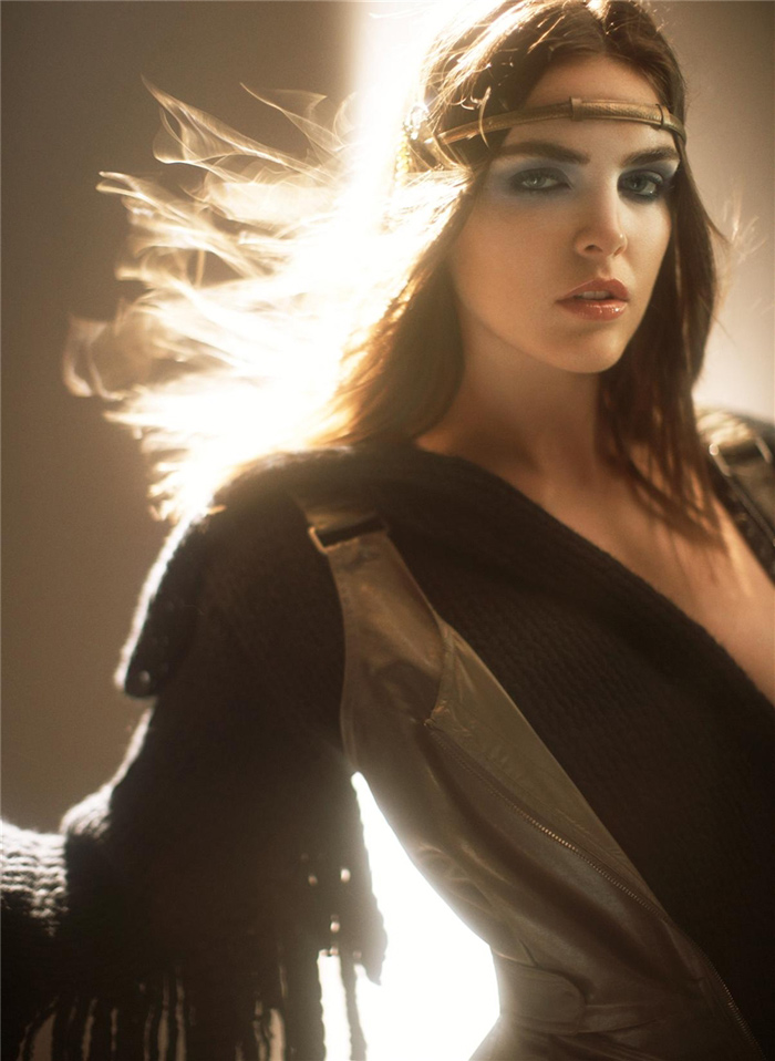 Photo of the Day | Blacklit