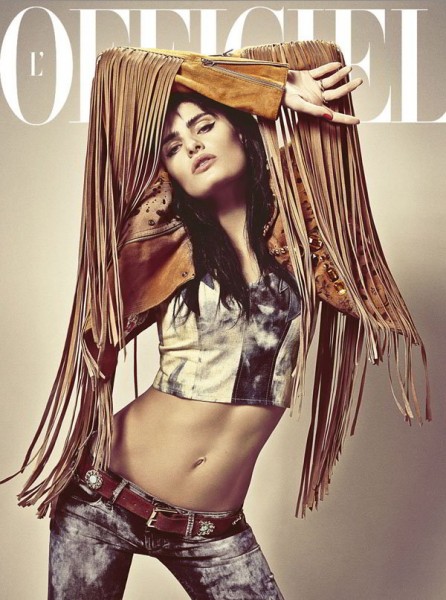 L’Officiel Brazil December 2010 Cover | Isabeli Fontana by Zee Nunes & André Katopodis L’Officiel Brazil December 2010 Cover | Isabeli Fontana by Zee Nunes & André Katopodis