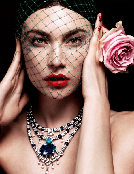 Jacquelyn Jablonski Shines in Couture for Vogue Russia October 2012 by Catherine Servel Jacquelyn Jablonski Shines in Couture for Vogue Russia October 2012 by Catherine Servel