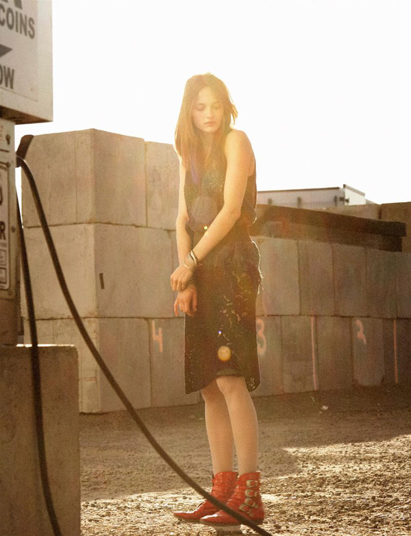 Morning Beauty | Karmen Pedaru by Dan Martensen