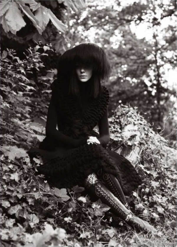 Morning Beauty | Kinga Rajzak by Willy Vanderperre