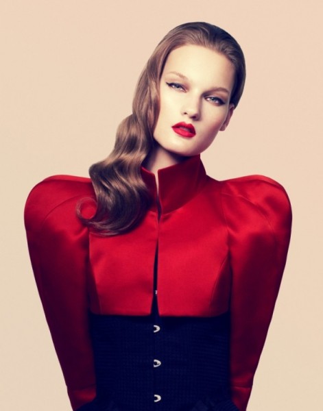 Kirsi Pyrhonen by Samuli Karala in Kirsi's Extreme Beauty | Muse Fall 2010 Kirsi Pyrhonen by Samuli Karala in Kirsi's Extreme Beauty | Muse Fall 2010