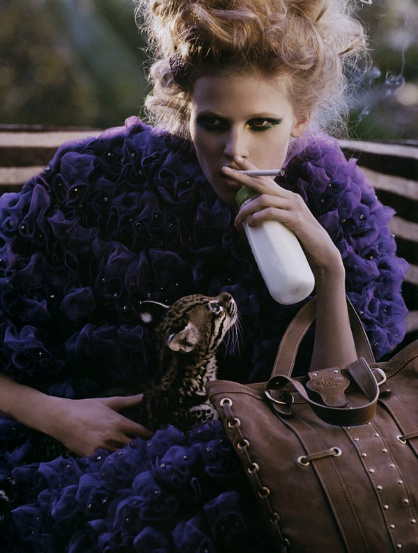 Morning Beauty | Lara Stone by Mark Segal