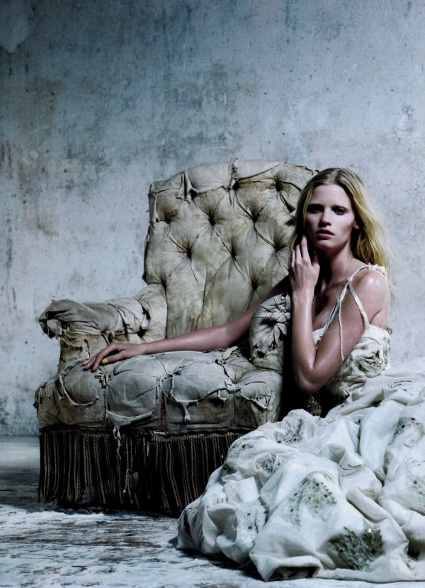 Lara Stone for Vogue China December 2010 by Willy Vanderperre