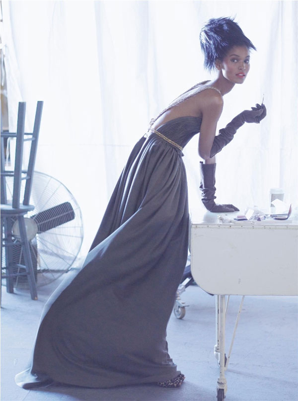 Photo of the Day | Elegant Liya
