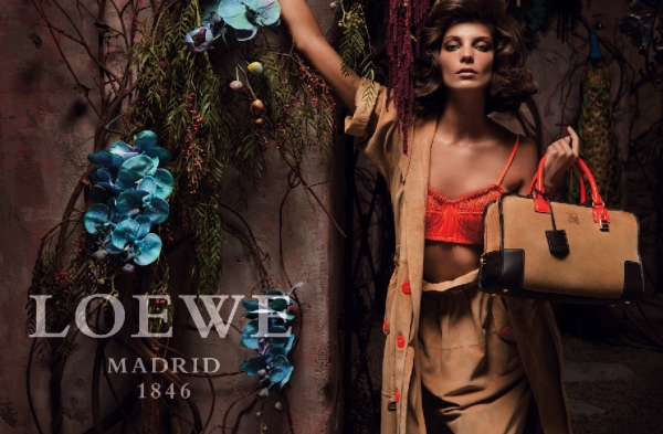 Spring 2010 Campaign Preview | Loewe–Daria Werbowy by Inez van Lamsweerde & Vinoodh Matadin