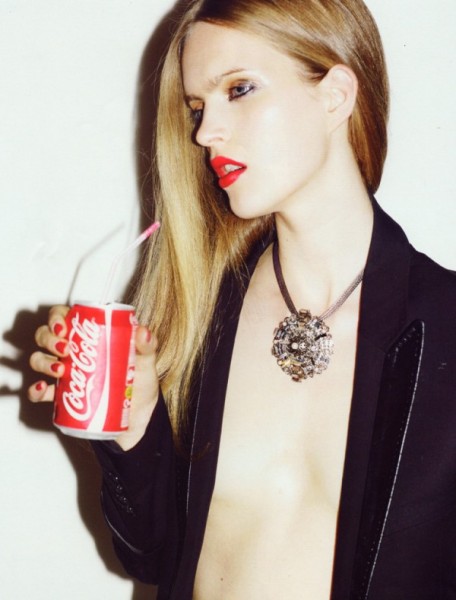 Mirte Maas by Laurence Ellis | Mirage #2 Mirte Maas by Laurence Ellis | Mirage #2