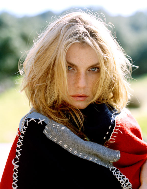 Morning Beauty | Angela Lindvall by Naj Le Gitan