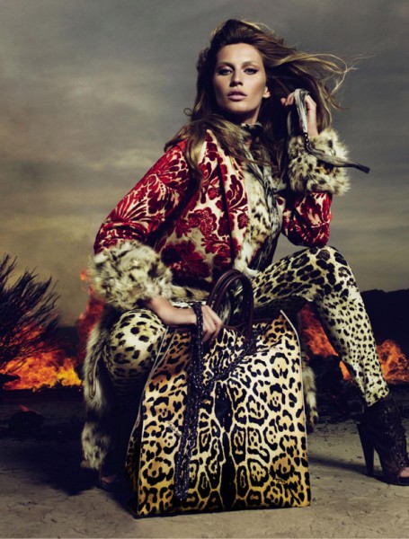 Roberto Cavalli Fall 2010 Campaign | Gisele Bundchen by Mert & Marcus Roberto Cavalli Fall 2010 Campaign | Gisele Bundchen by Mert & Marcus