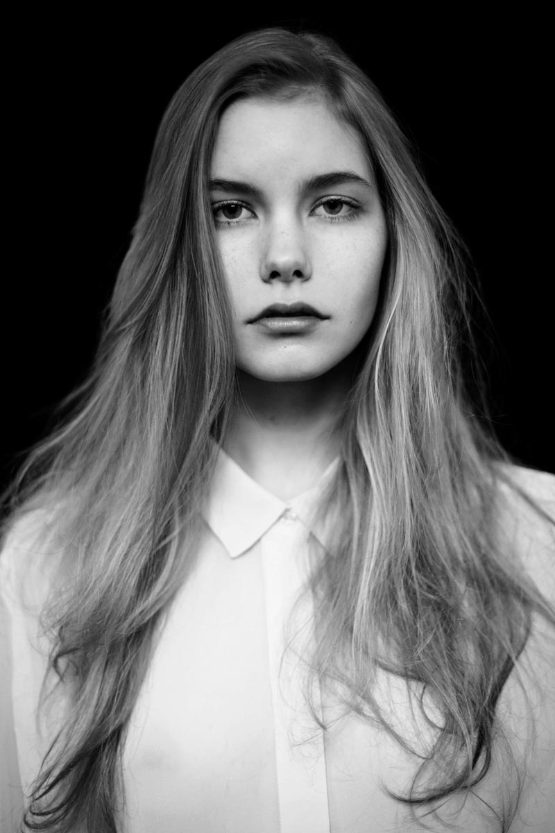 Fresh Face | Sanna R by Anton Östlund