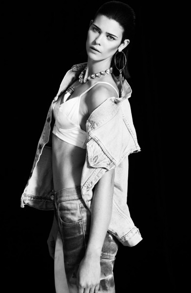 New Face Simone Sports Denim for Her Close-up New Face Simone Sports Denim for Her Close-up