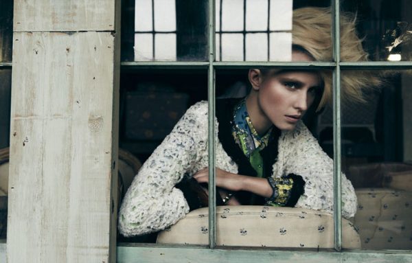 Simone W by Emre Guven for Marie Claire Turkey May 2012 Simone W by Emre Guven for Marie Claire Turkey May 2012