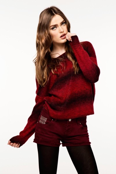 Sophie Vlaming is Ready for Autumn in the Clockhouse Fall 2012 Campaign by Alejandro Pereira Sophie Vlaming is Ready for Autumn in the Clockhouse Fall 2012 Campaign by Alejandro Pereira