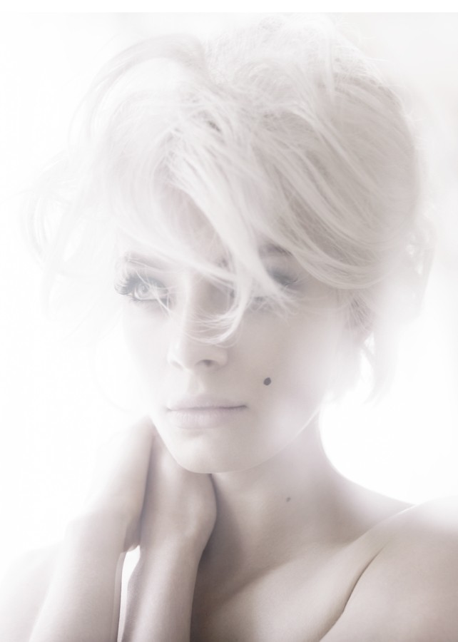 Morning Beauty | Julia Dunstall by Tom Munro