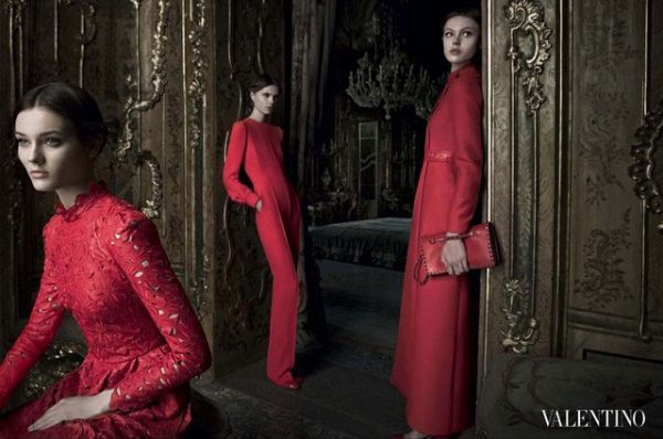 Frida Gustavsson, Jac Jagaciak & Caroline Brasch Nielsen Wear Red in Valentino's Fall 2012 Campaign by Deborah Turbeville Frida Gustavsson, Jac Jagaciak & Caroline Brasch Nielsen Wear Red in Valentino's Fall 2012 Campaign by Deborah Turbeville