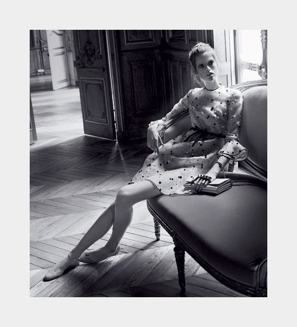 Valentino Spring 2011 Campaign Preview  Julia Saner by David Sims –  Fashion Gone Rogue