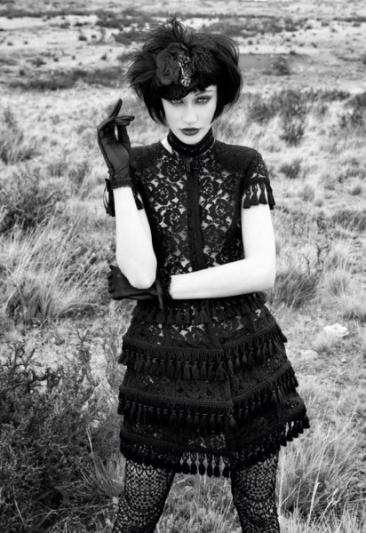 Viviane Orth by Fabio Bartelt for Elle Brazil May 2010 Viviane Orth by Fabio Bartelt for Elle Brazil May 2010