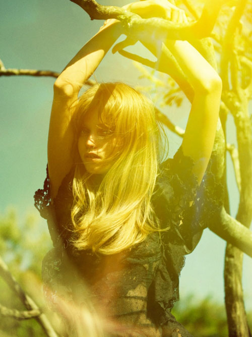 Preview | Abbey Lee & Catherine in Vogue Australia September