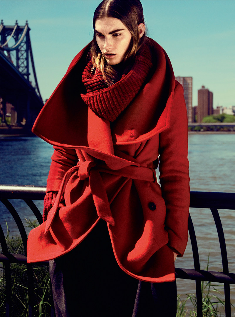Irina Nikolaeva Dons Bold Cuts for Elle Mexico October 2012 by Kevin Sinclair