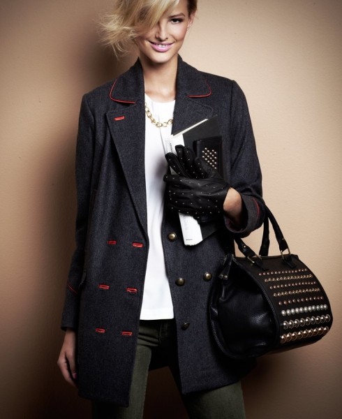 SuiteBlanco Enlists Michaela Kocianova for its F/W 2012 Campaign SuiteBlanco Enlists Michaela Kocianova for its F/W 2012 Campaign