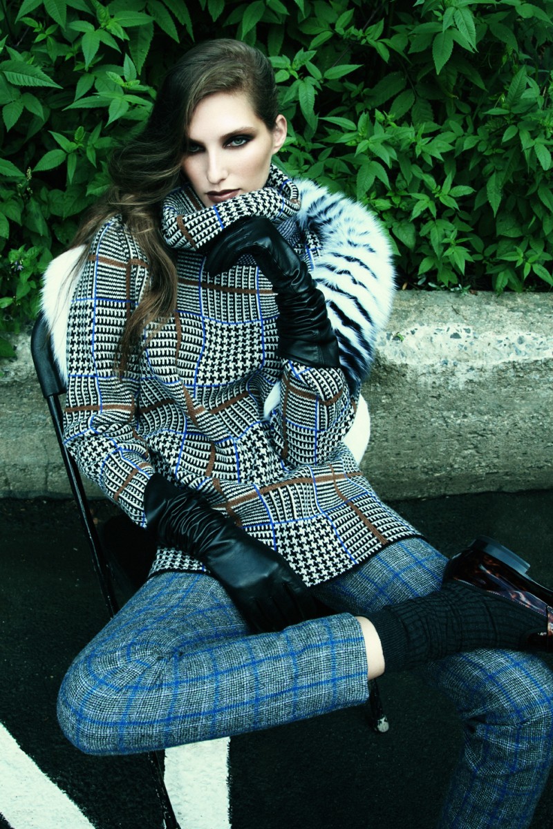 Kelsey Van Mook Covers Up for Fall in Richard Bernardin’s Elle Canada Shoot