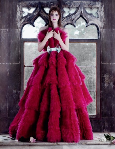 Laura Kampman Dons Divine Fashion for Interview Russia November 2012 by Ben Toms Laura Kampman Dons Divine Fashion for Interview Russia November 2012 by Ben Toms