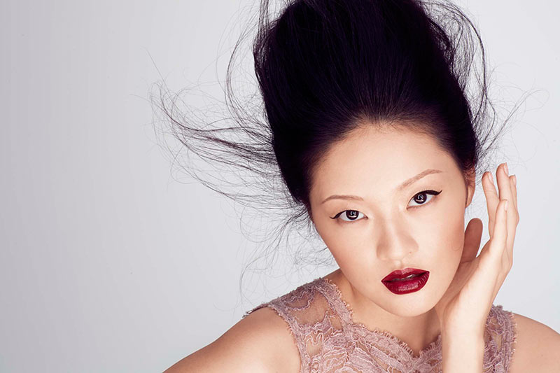 Amber Gray Lenses Glam Beauty Looks for Marie Claire China