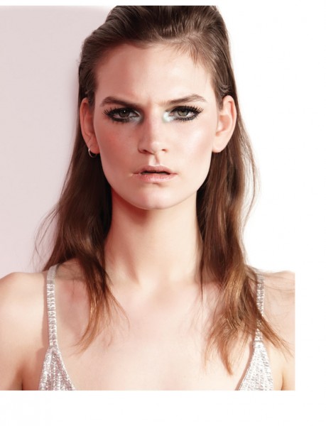 Hirschy Hirschfelder Dons Metallic Beauty for Russh #49 by Stephen Ward Hirschy Hirschfelder Dons Metallic Beauty for Russh #49 by Stephen Ward