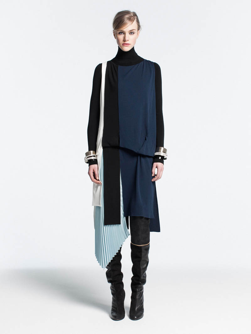 Vionnet Showcases Color-Blocking Looks for its Pre-Fall 2013 Collection