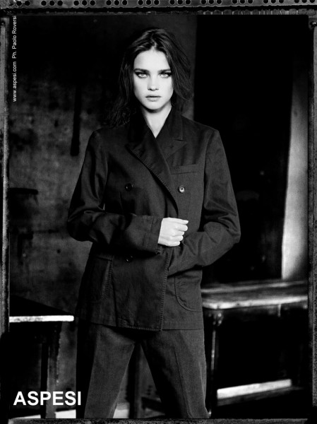 Natalia Vodianova, Guinevere van Seenus, Stella Tennant and Saskia de Brauw Pose for Paolo Roversi in Aspesi Spring 2013 Campaign Natalia Vodianova, Guinevere van Seenus, Stella Tennant and Saskia de Brauw Pose for Paolo Roversi in Aspesi Spring 2013 Campaign