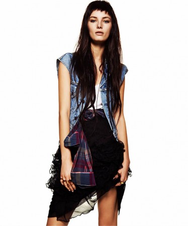 Ava Smith is Grunge Chic for Flaunt Magazine by Alexander Neumann Ava Smith is Grunge Chic for Flaunt Magazine by Alexander Neumann