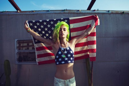 For Love & Lemons Gets Patriotic with "American Dreamz" Lookbook For Love & Lemons Gets Patriotic with "American Dreamz" Lookbook