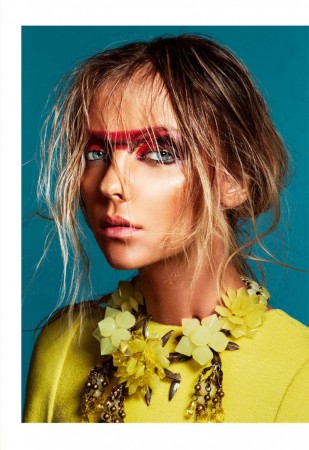 Heather Marks Gets Tropical for David Roemer in S Moda June 2013 Heather Marks Gets Tropical for David Roemer in S Moda June 2013