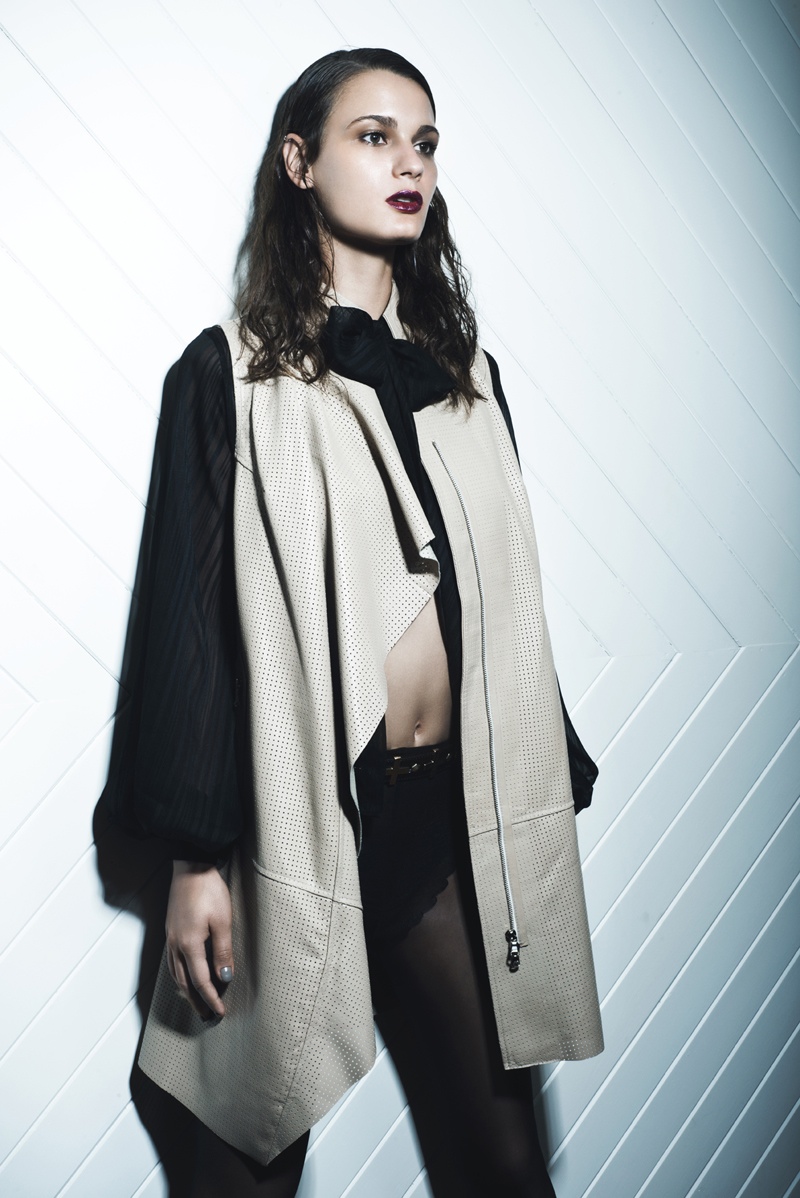 Dan Crosby Shoots Anita Hodosi for Elle Mexico’s September Issue
