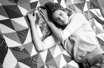 Shailene Woodley Goes Beachside for Flaunt Shoot by Eric Guillemain Shailene Woodley Goes Beachside for Flaunt Shoot by Eric Guillemain