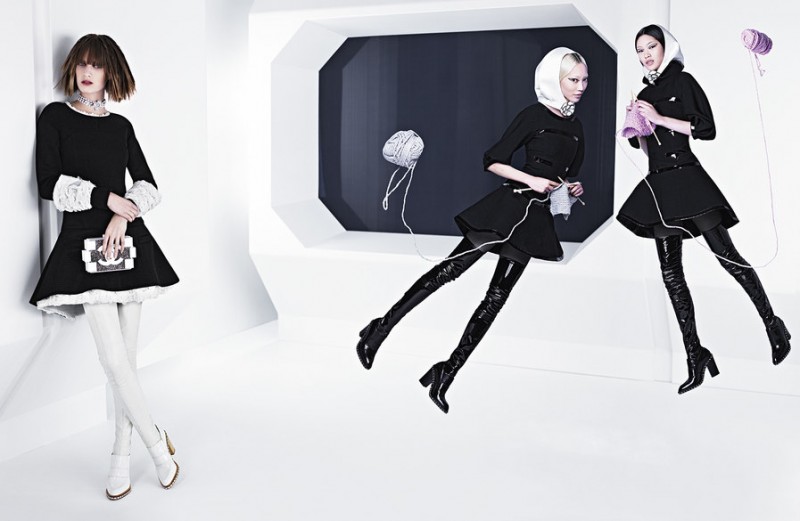 amor on X: 90's Chanel campaigns shot by Karl Lagerfeld