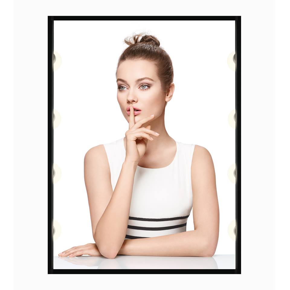 Jac Jagaciak Gets Expressive for New Chanel Beauty Ads – Fashion Gone Rogue