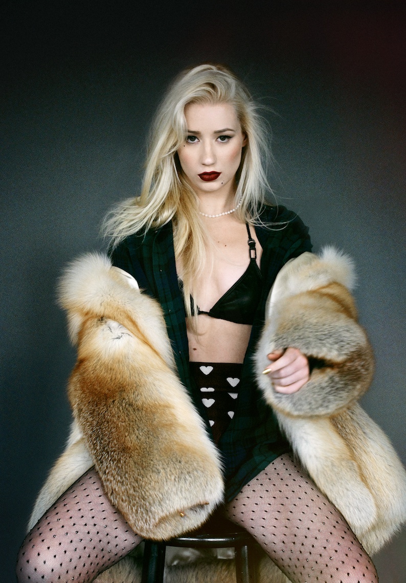 Iggy Azalea Stars in Paper's October 2013 Cover Story by Harper Smith
