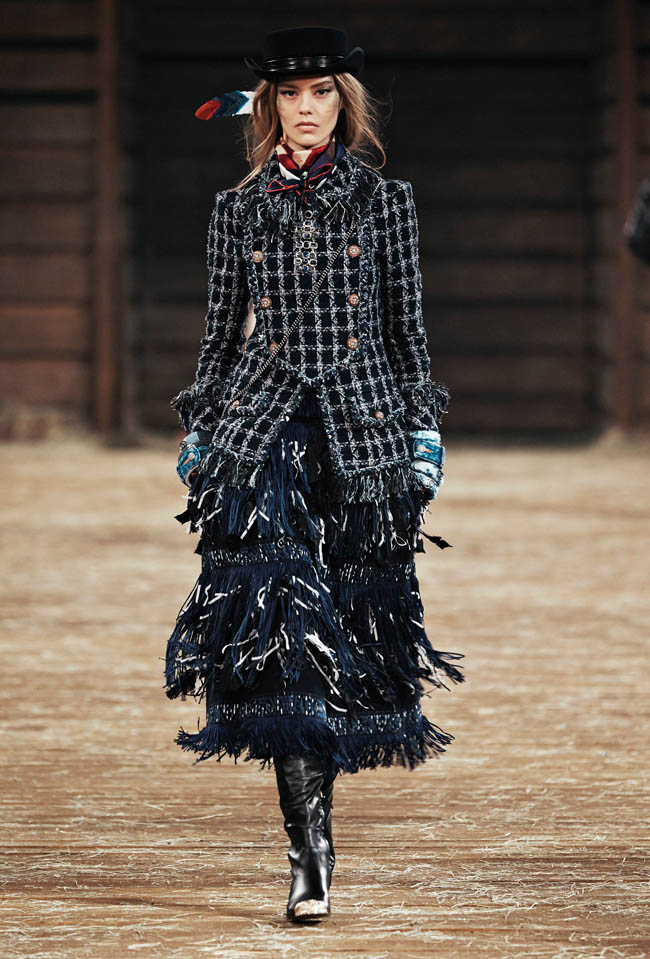 Chanel Fall 2014 Supermarket Runway Pictures