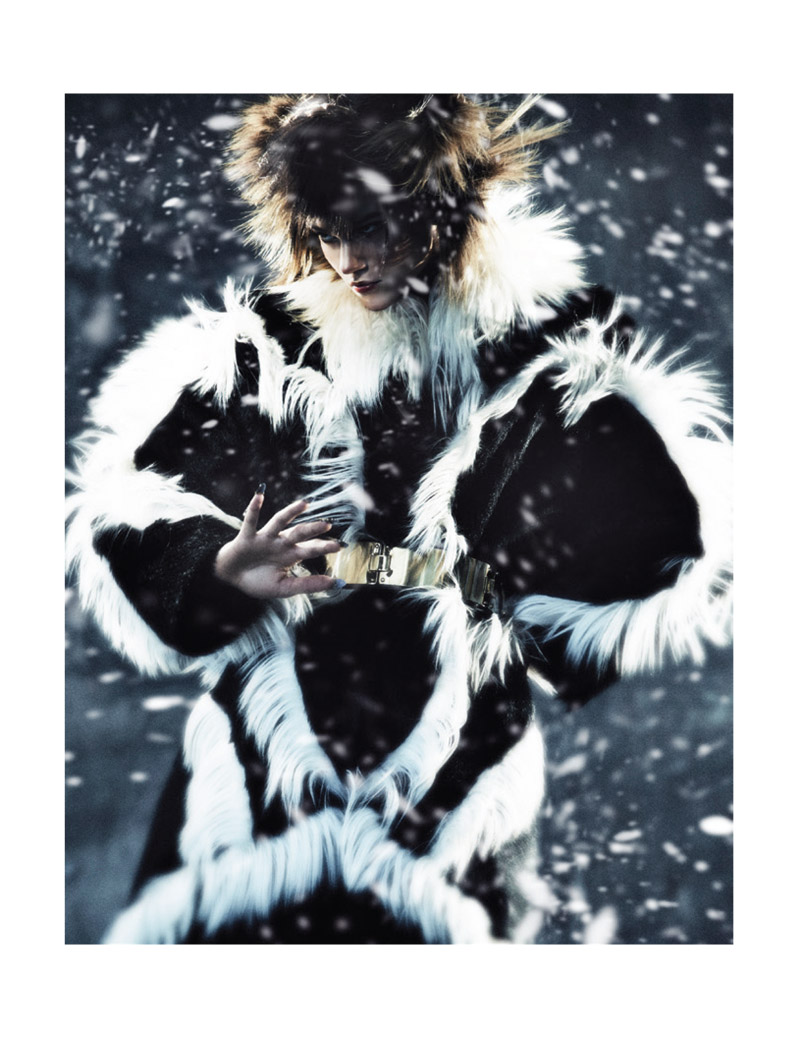 Rachel Finninger is Nomadic Chic for Schon Magazine