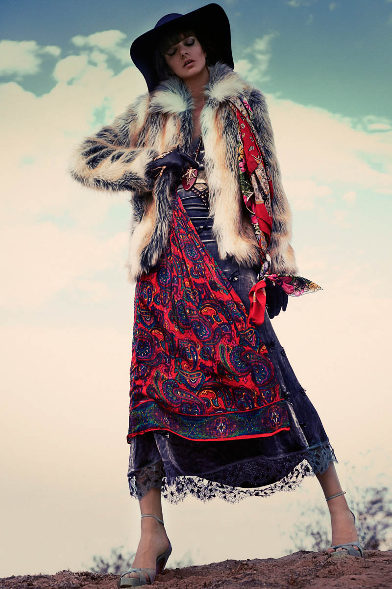 Lauren Switzer is Bohemian Chic for Marie Claire Latin America by Vladimir Martí
