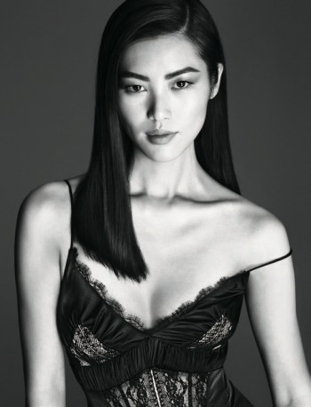 More Images of La Perla's Spring Campaign with Cara, Liu + Malgosia! More Images of La Perla's Spring Campaign with Cara, Liu + Malgosia!