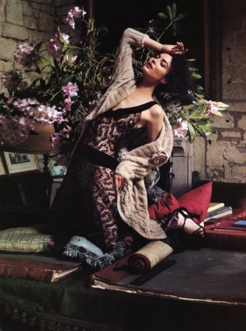 TBT | Shalom Harlow Brings the Drama for Blumarine's Fall 2002 Ads TBT | Shalom Harlow Brings the Drama for Blumarine's Fall 2002 Ads